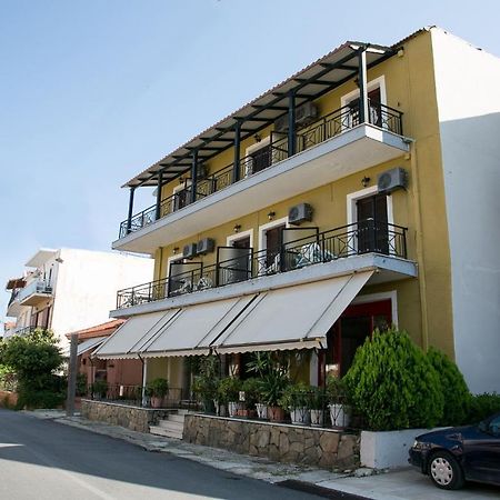 Petania Hotel & Apartments Lixouri Exterior foto